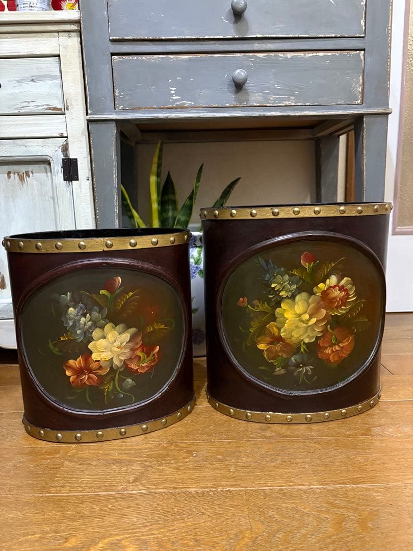 トールペイント木製(ゴミ箱、雑誌入れ等) 未使用品大小セット！