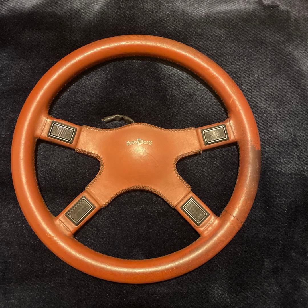 ステアリング イタルボランテ　イタリア製