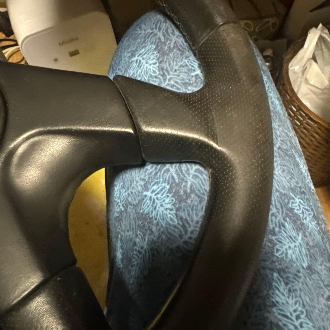 italvolanti ステアリング　4スポーク メイドインイタリー　　送料無料