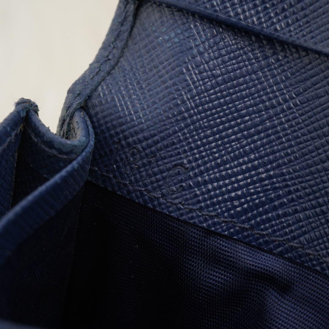 極美品　箱・カード付き　PRADA プラダ　名刺入れ　サフィアーノ　リボン