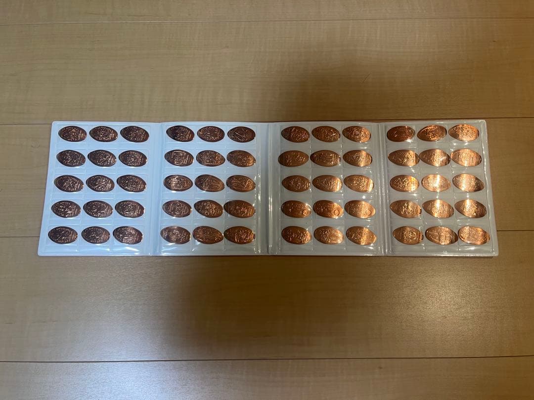 ディズニー スーベニアメダル まとめ売り約600枚