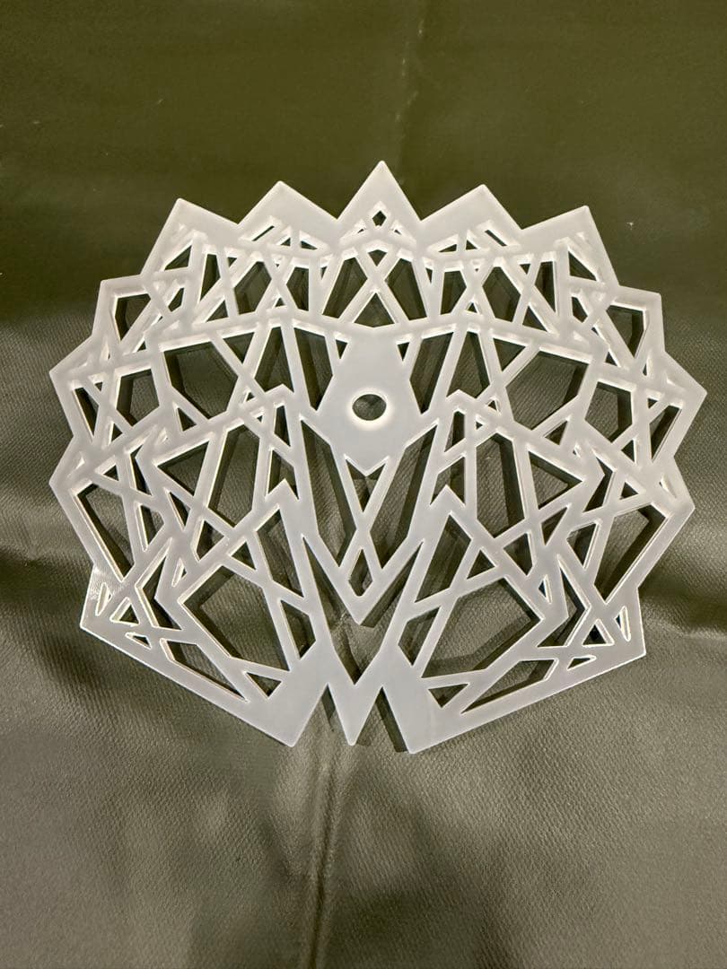 ソルオル　真鍮コースター２枚＆エッジスタンドに挟むsolol