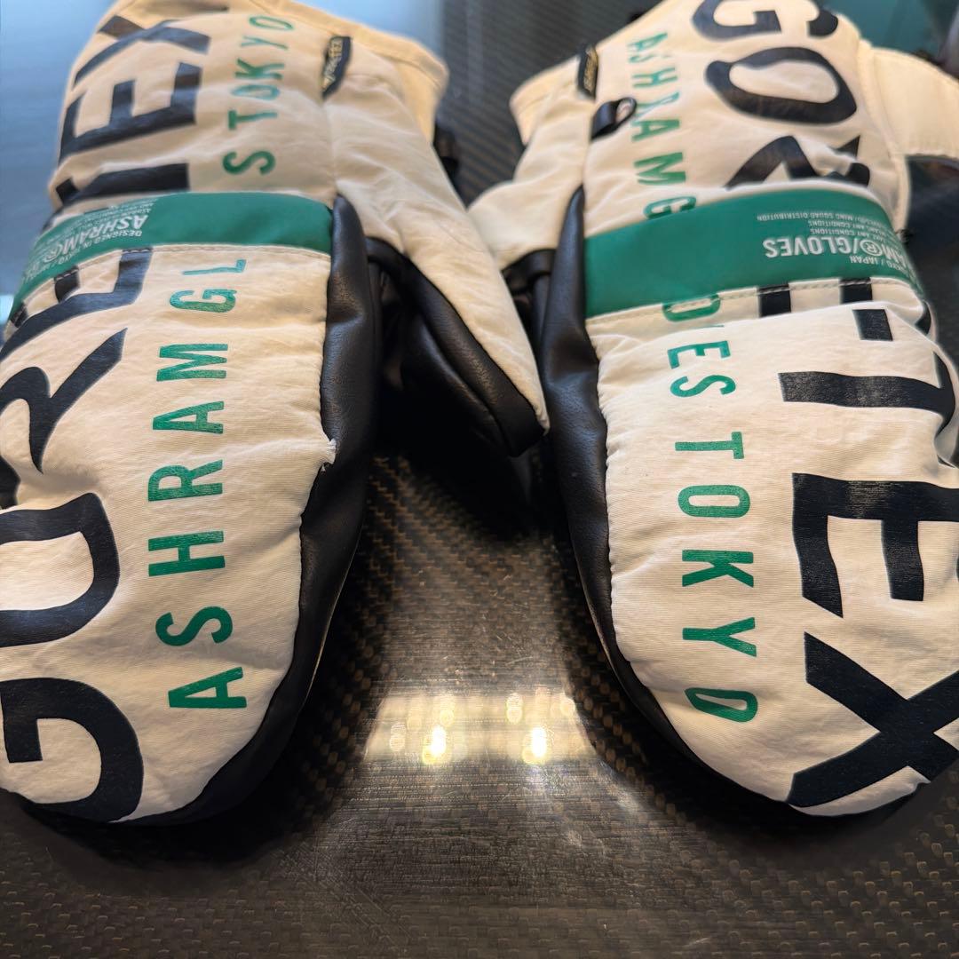 ASHRAM アシュラム　スノーボードグローブ　ゴアテックス LOGO