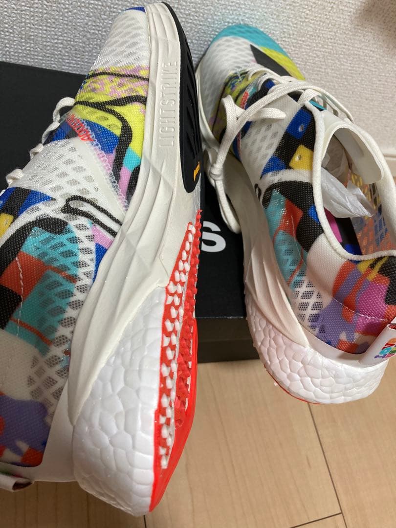 adidas ADIZERO PRO マルチカラー ランニングシューズ