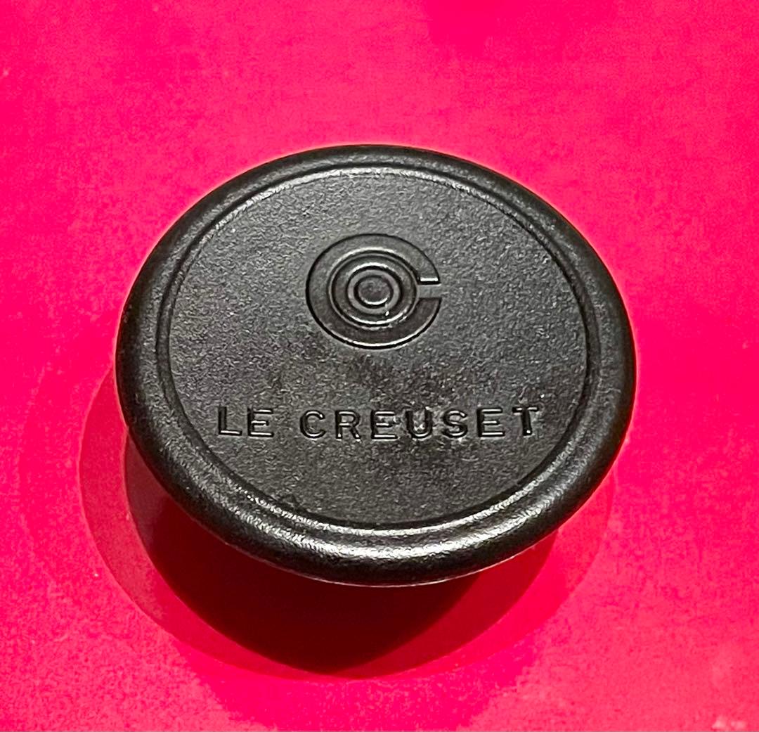 ＊＊マルミット２２cm　ル・クルーゼ＊＊美品　レッド