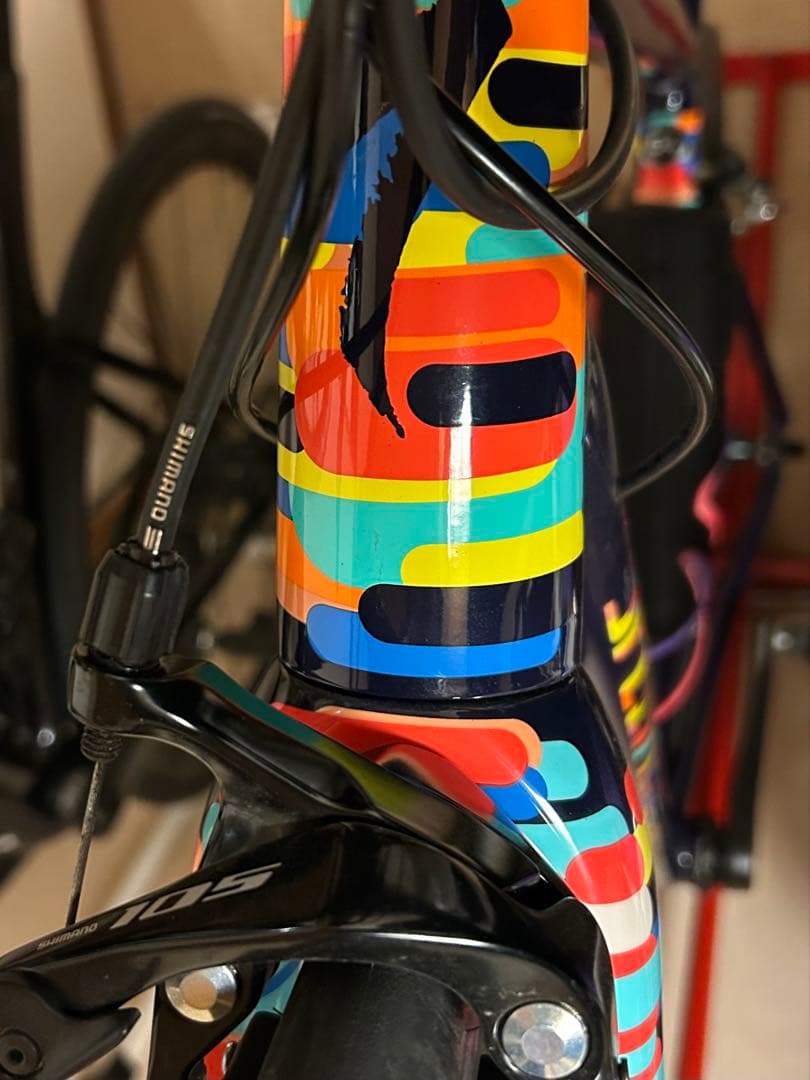 Specialized ALLEZ RED HOOK限定モデル