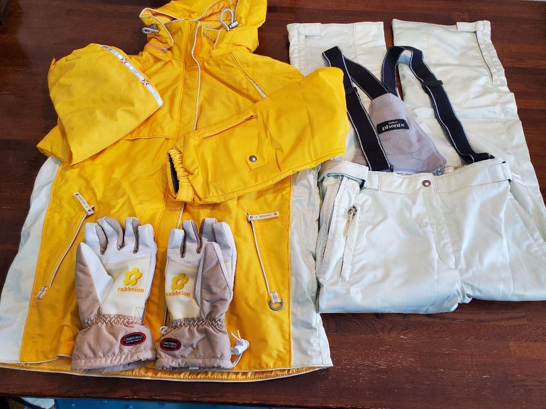 お値打ち＆訳ありphenix スキーウェア上下＆小物セット