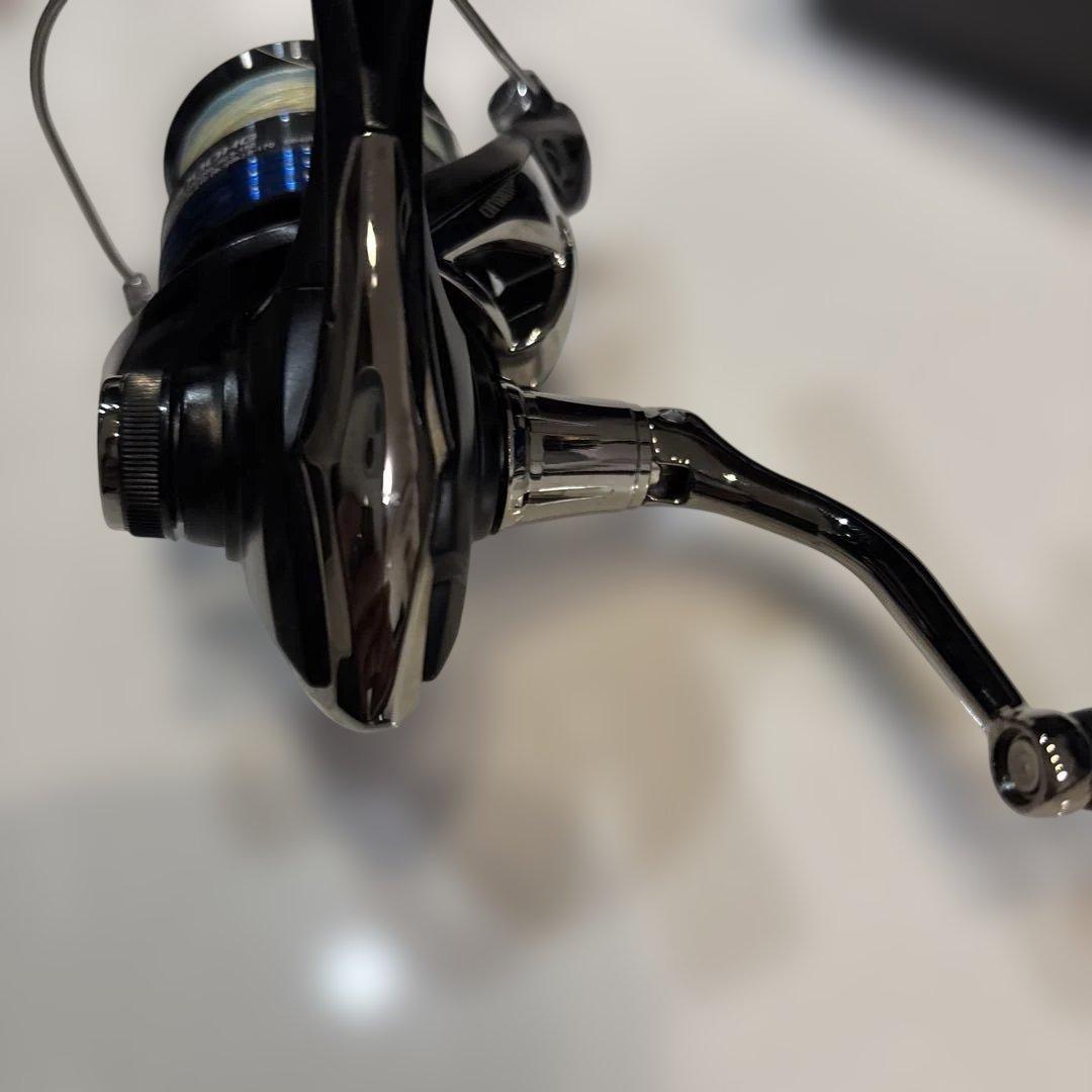 ダイワ 20レブロス LT3000S-CH-DH 21ネクサーブ C3000HG