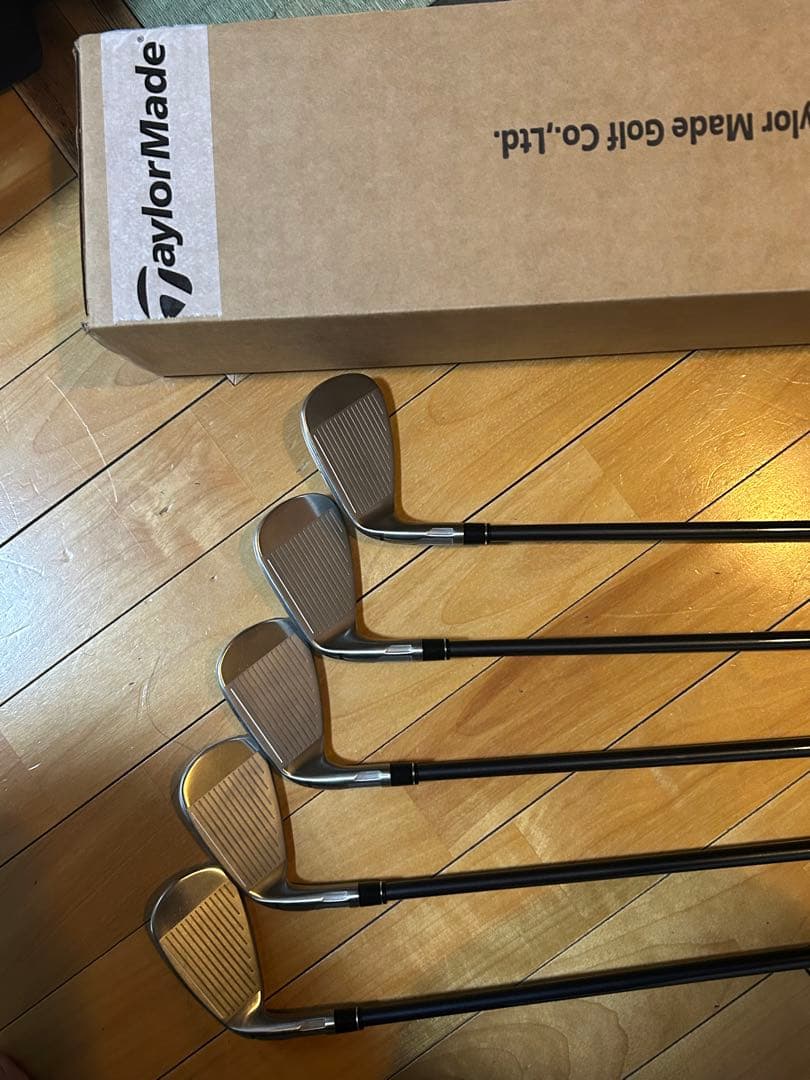 テーラーメイド　ステルスアイアンセット ６〜PWの5本セット
