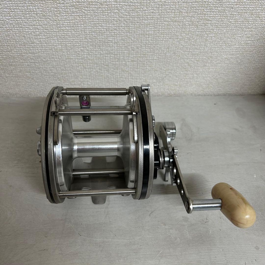DAIWA Dynamic 5000D 釣り フィッシング リール