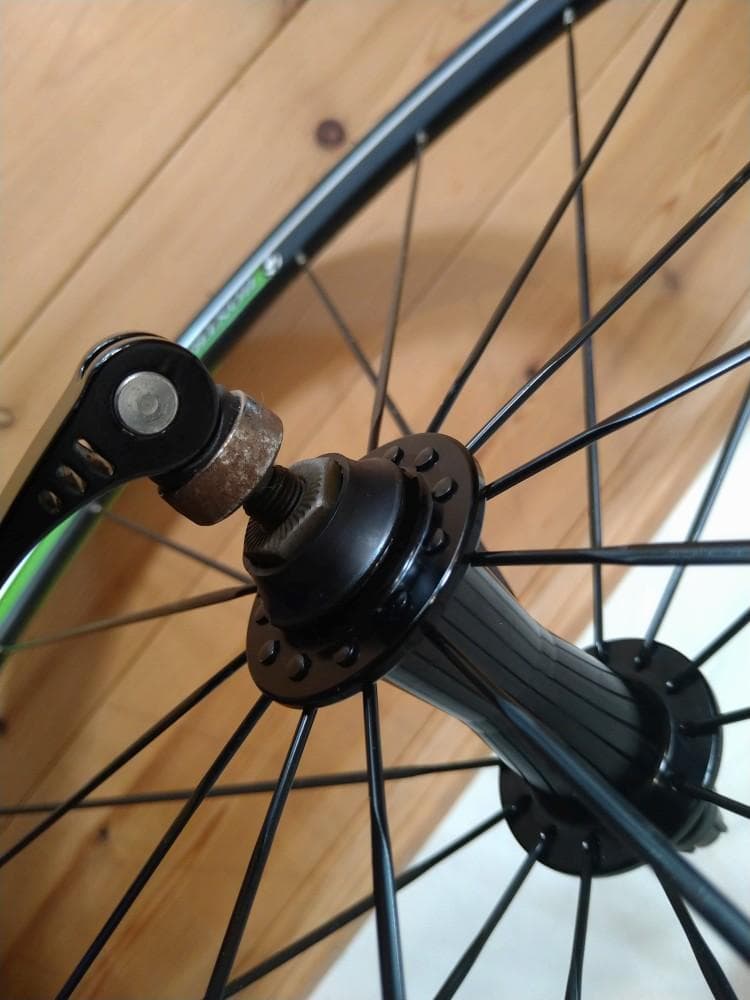 ボントレガーロードホイール　タイヤ付き　完成車外し　１０速