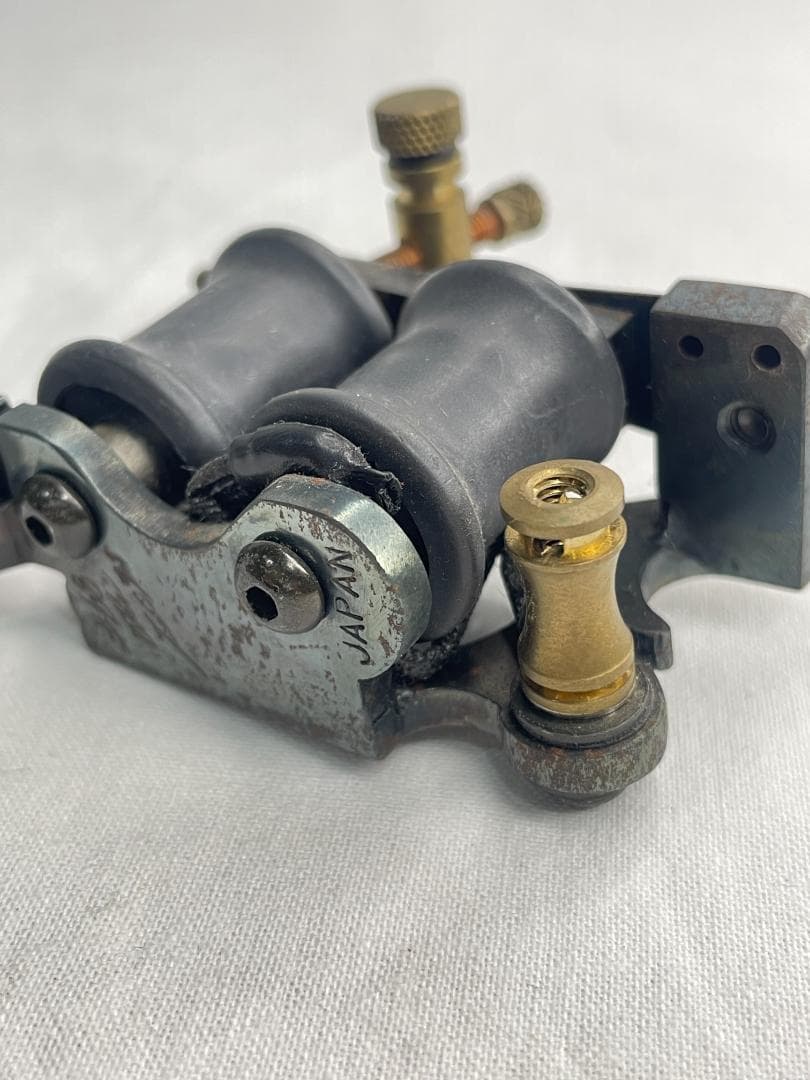 タトゥーマシン　RUSH IRON　日本製　tattooマシン　コイルマシン