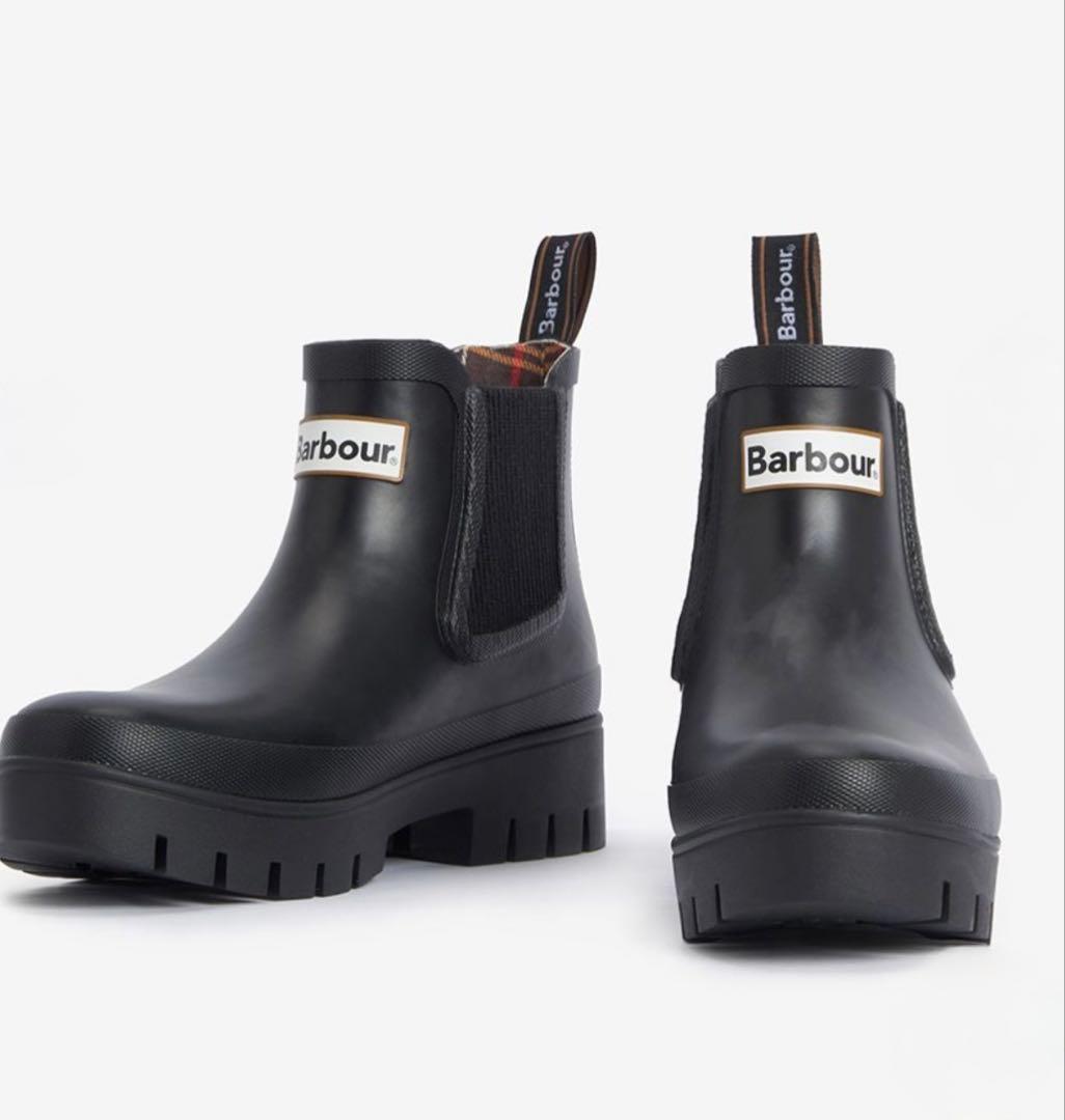 Barbour ブラック サイドゴアレインブーツ