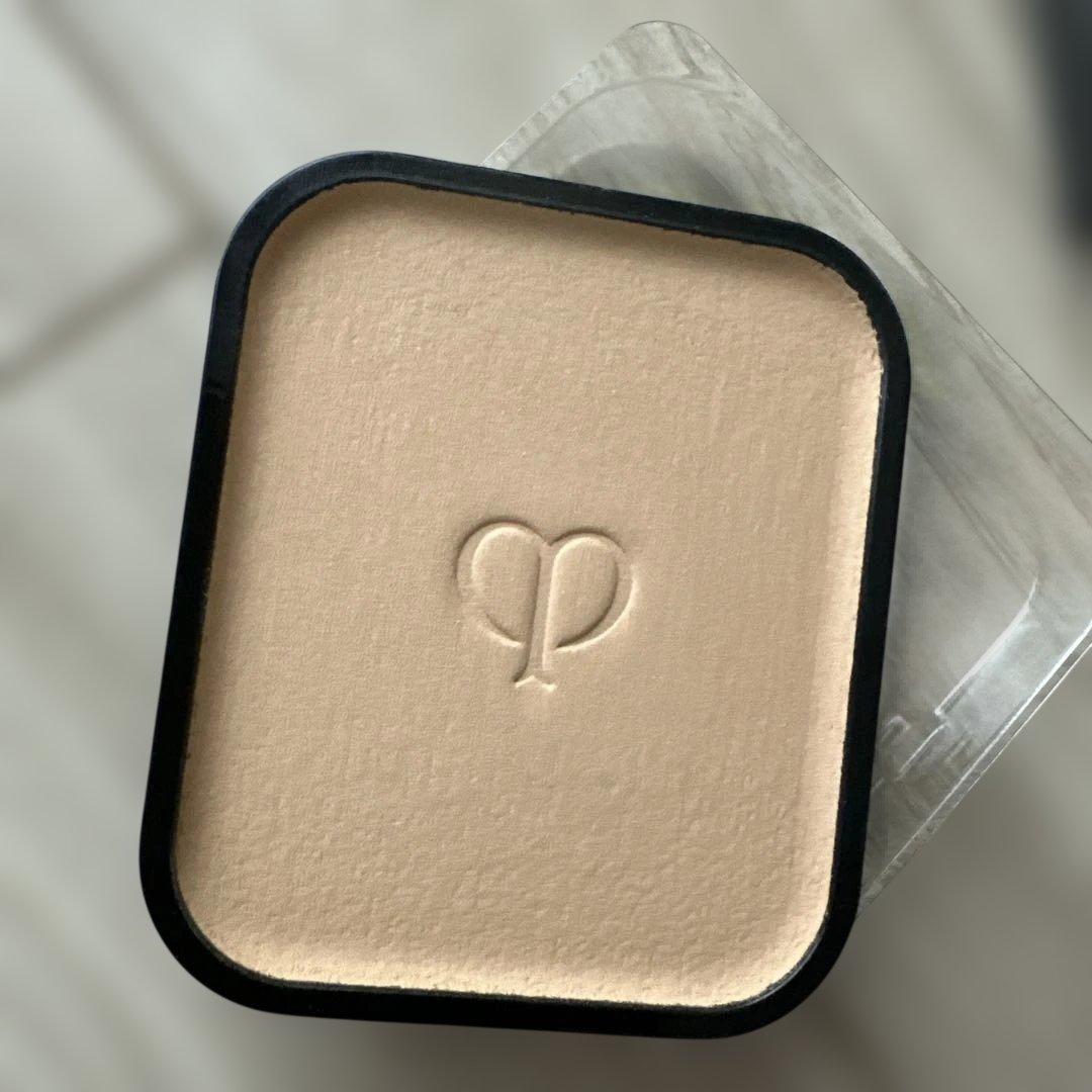 クレ・ド・ポー ボーテ パウダーファンデーション