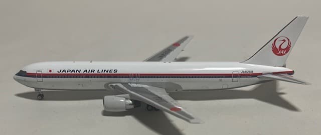 JAL B767-300ER JA8568 初代鶴丸