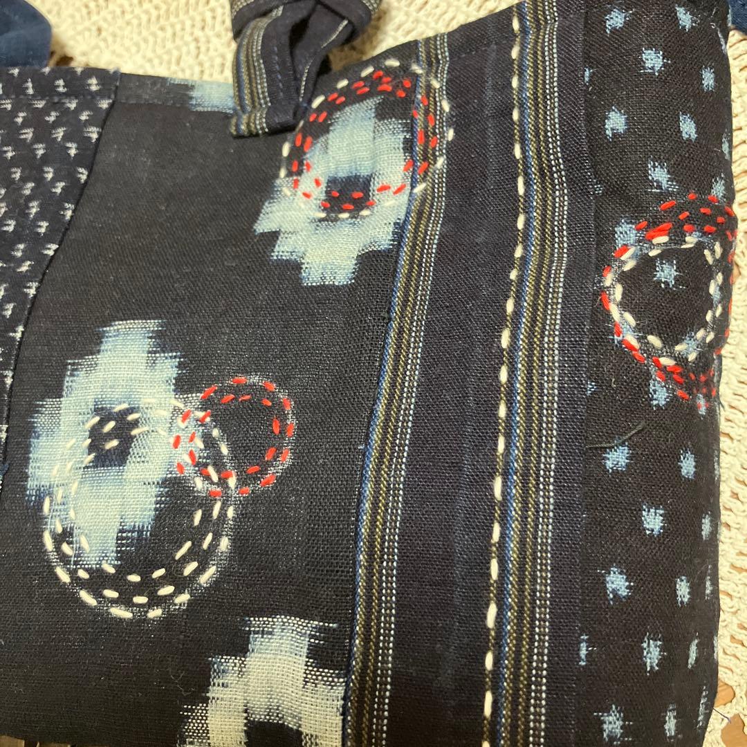 胡桃かごバックショルダー国産藍染型染め雪ん子刺し子山葡萄栃の実チャーム