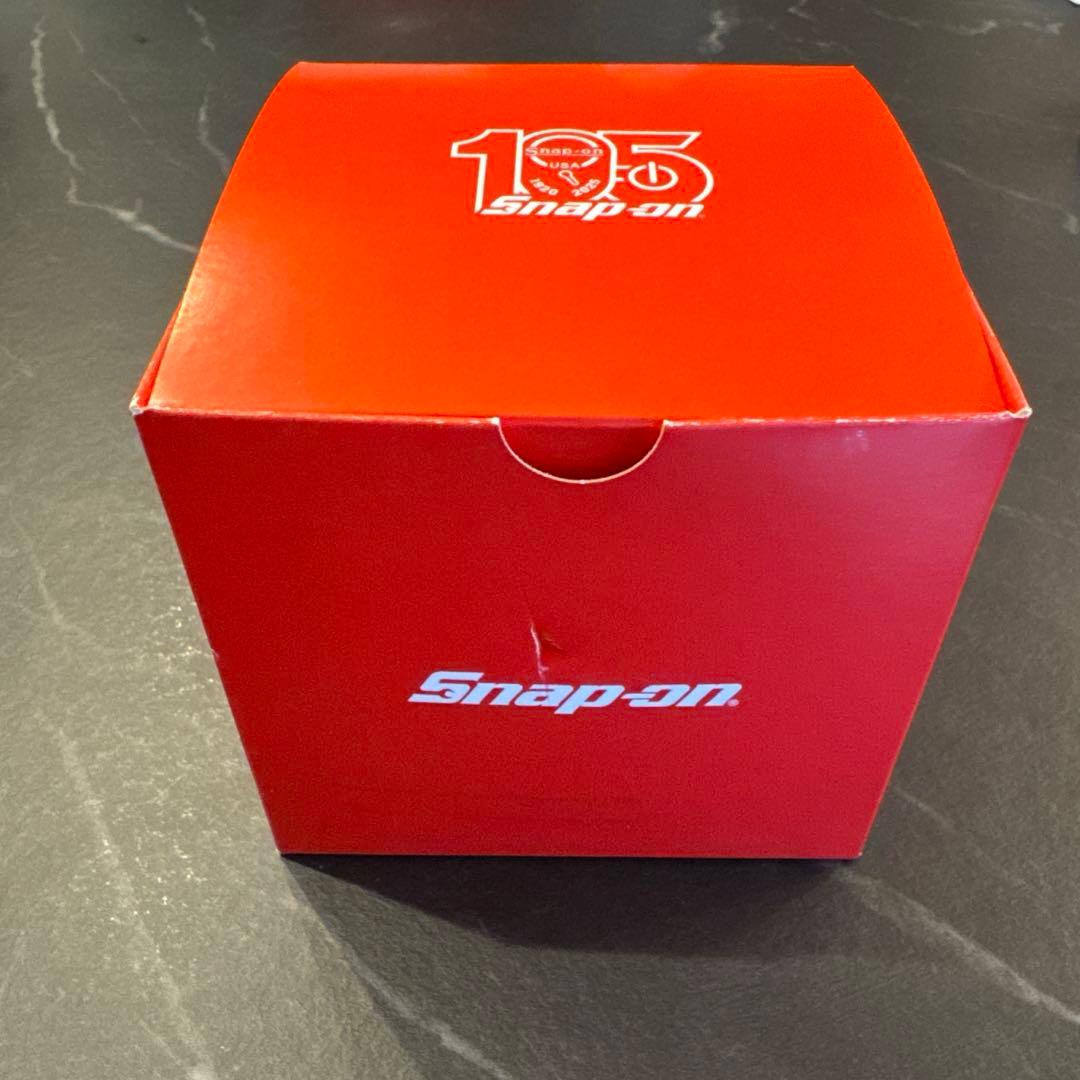 Snap-on スナップオン G-SHOCK 105周年限定モデル　ホワイト