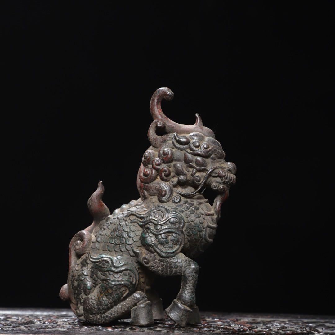 旧蔵 銅製 麒麟 置物 吉祥・繁栄・平安の象徴