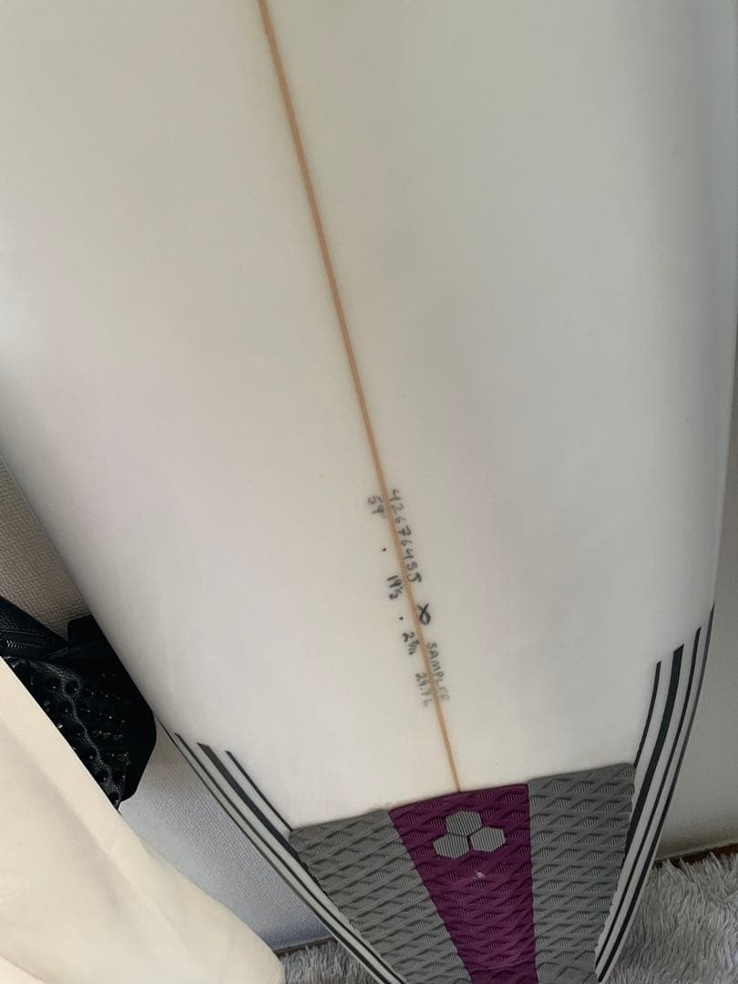 ア*ん様 ショートボード ホワイト・パープル・グレー