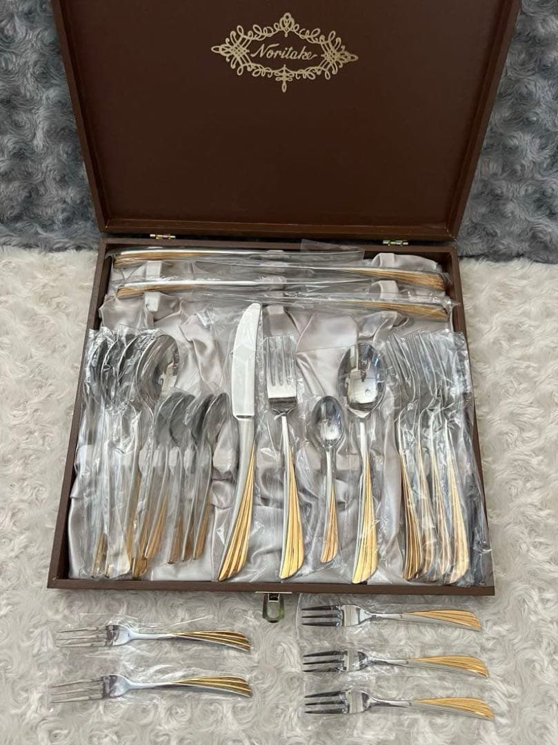 【ベンチタイム】ノリタケカトラリーセット　ゴールドウイング　ディナーセット