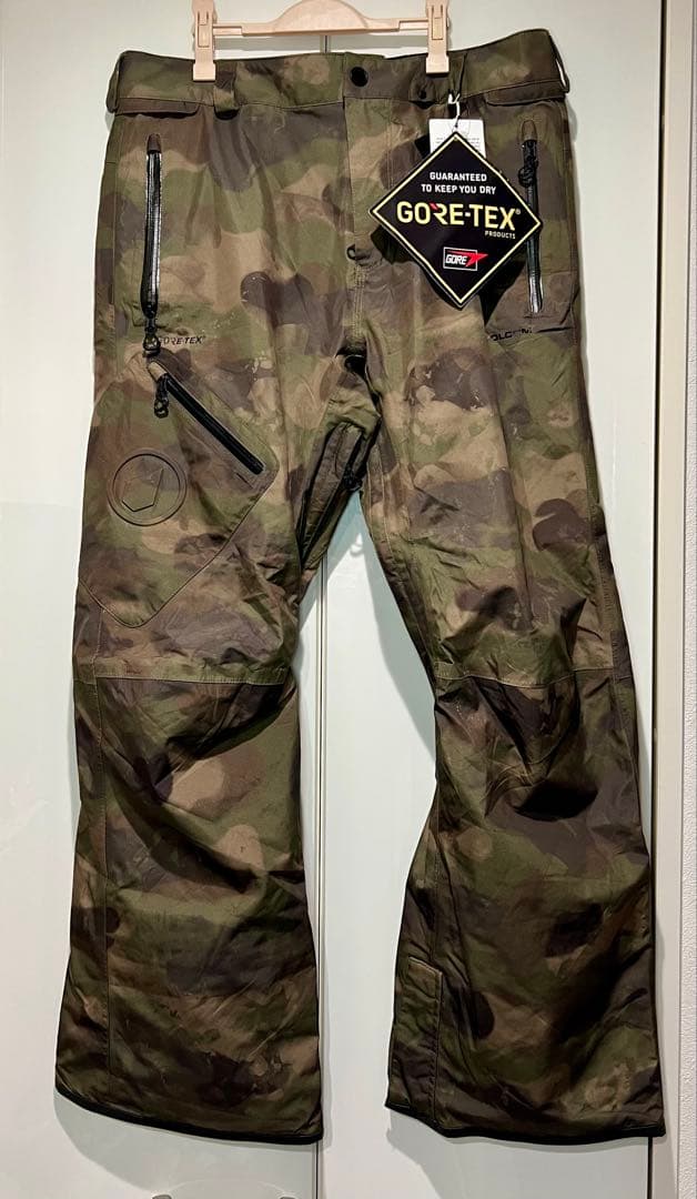 VOLCOM GORE-TEX 迷彩 スノーボードパンツ M
