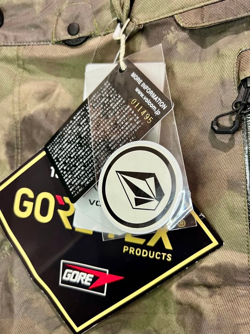 VOLCOM GORE-TEX 迷彩 スノーボードパンツ M