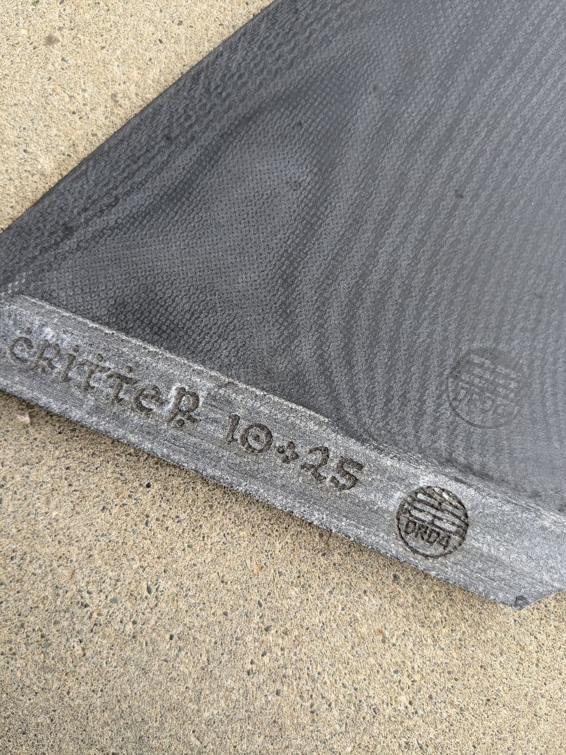 希少◎　DRD critter 10.25 joel tudor シングルフィン