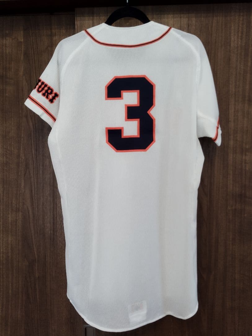 【値下げ】長嶋茂雄ジャイアンツGIANTS ユニフォーム 3 デサントL