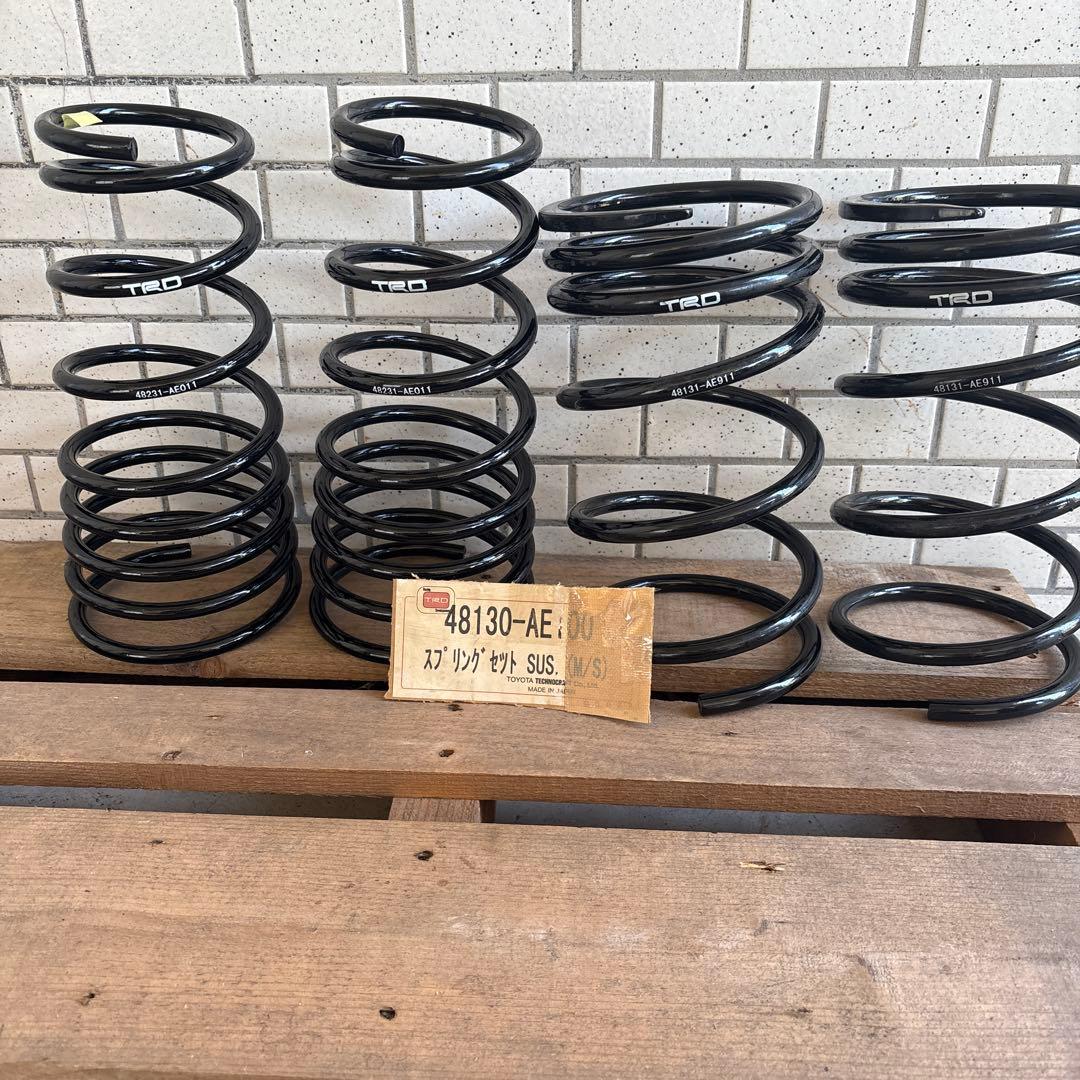 AE101、AE111 TRD スプリングセット 48130-AE100