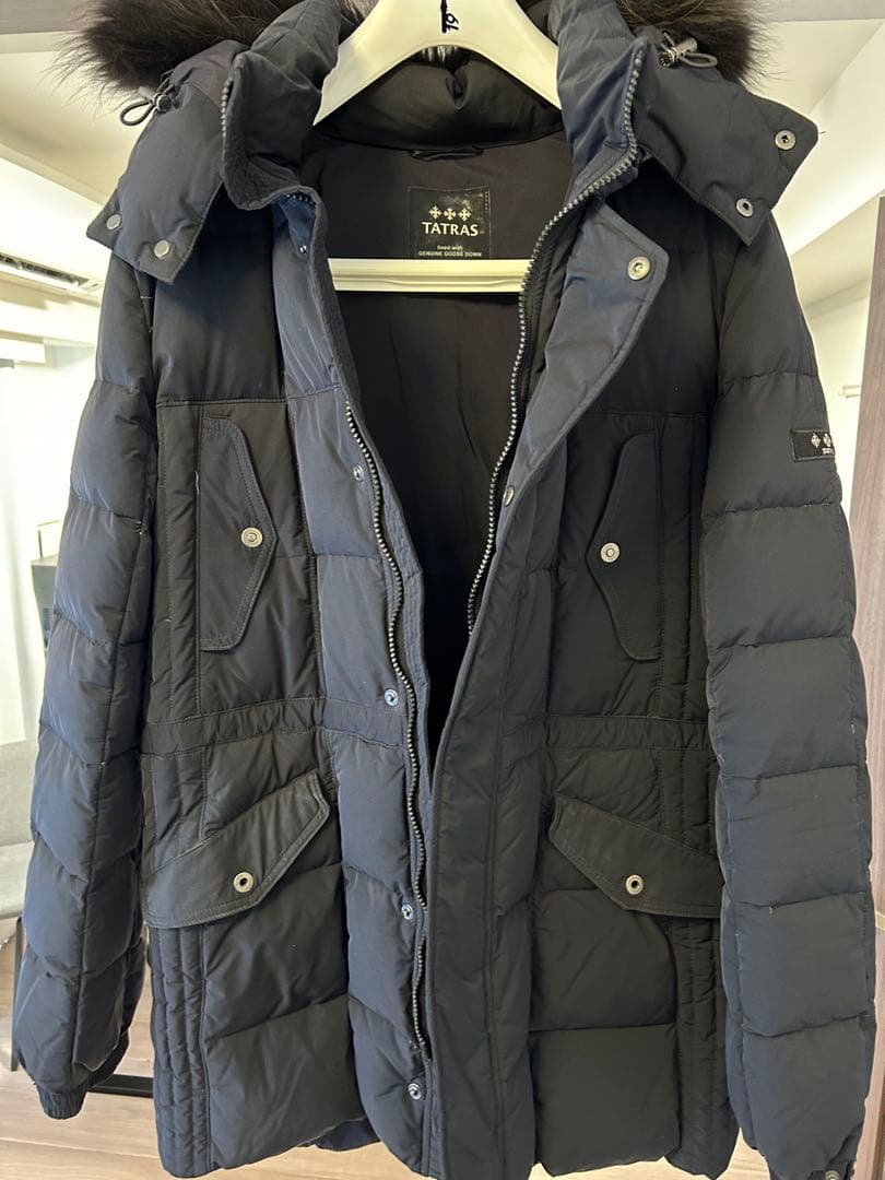 【美品】TATRAS ダウンジャケット
