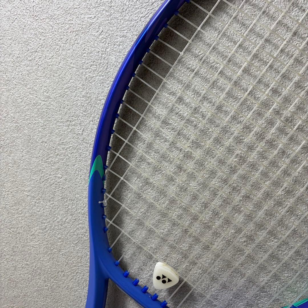 【美品】YONEX ヨネックス EZONE 100L 2025モデル　G2