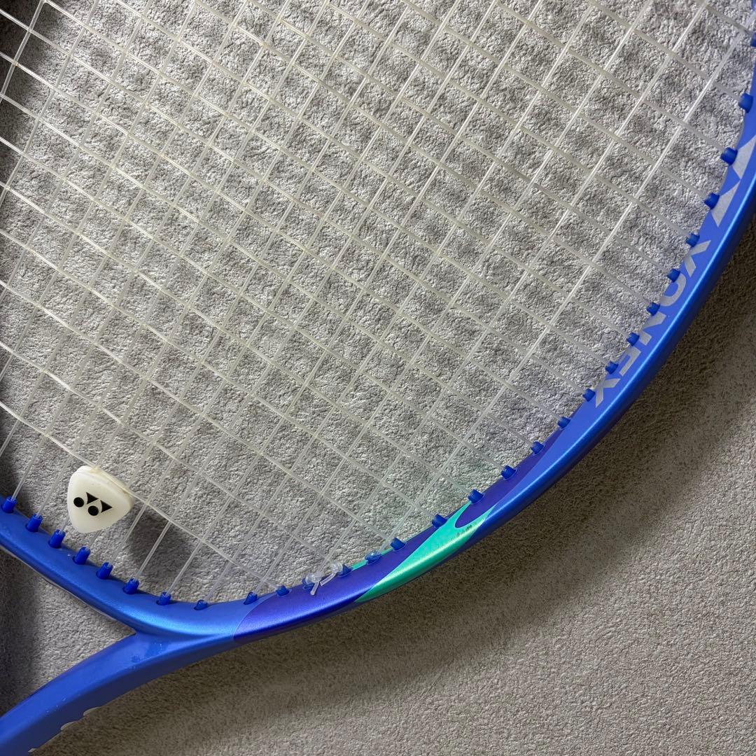 【美品】YONEX ヨネックス EZONE 100L 2025モデル　G2