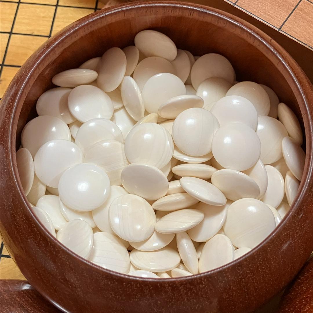 囲碁 木製 囲碁盤 碁石 碁笥 レトロ 昭和 ヴィンテージ へそ 脚付き 碁盤