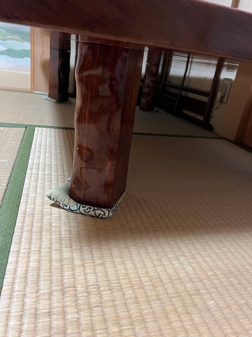 値下 希少一枚板　大きめ座卓 重量重いです。相談可