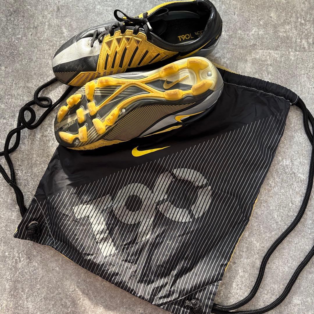NIKEナイキ トータル90 T90 レーザー IV K HG-B 26cm