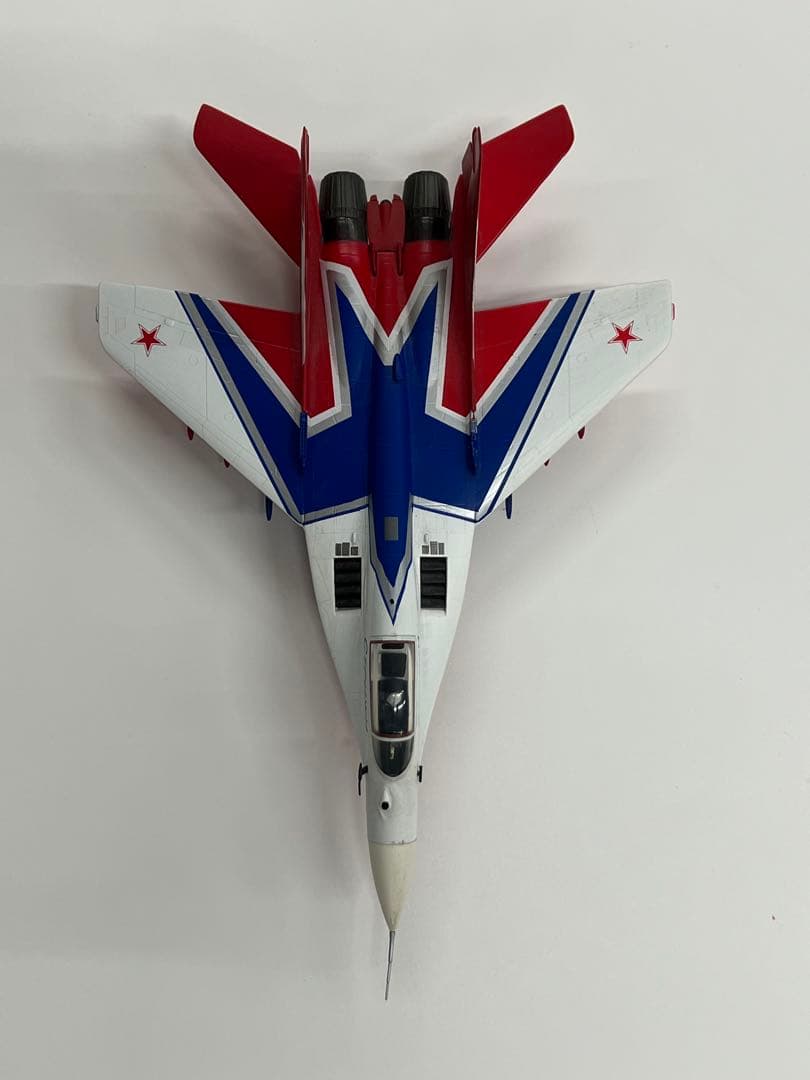 最終お値下げ後　ホビーマスター 1/ 72 MiG-29 ファルクラム”