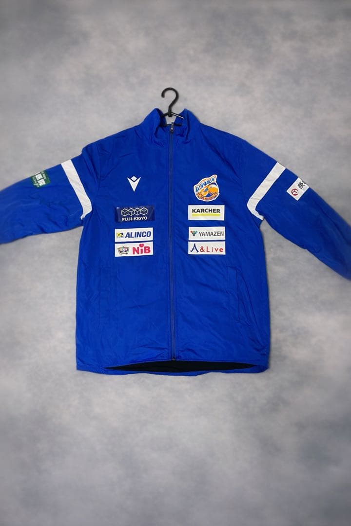 vファーレン長崎macron ピステ ウィンドブレーカー L