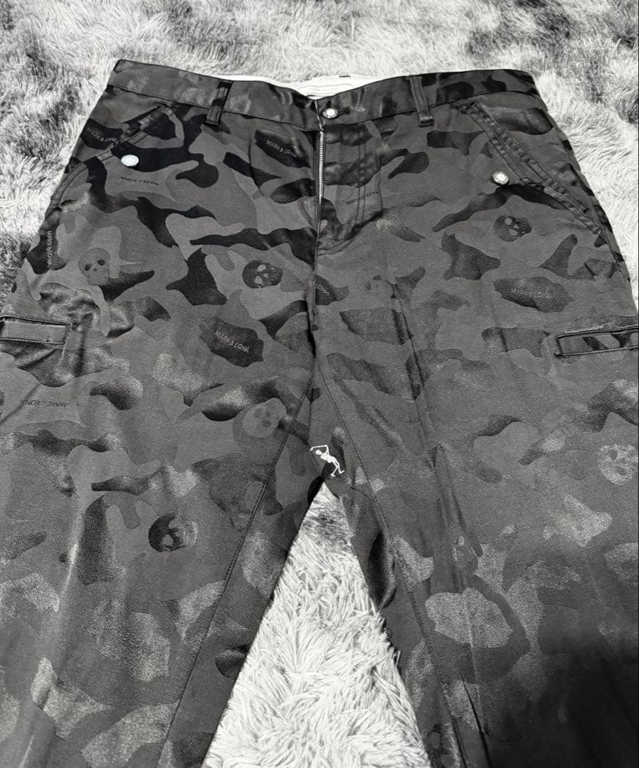 h*f様 マークアンドロナ 補正スリムに　パンツ　ゴルフ　メンズ　　L XL