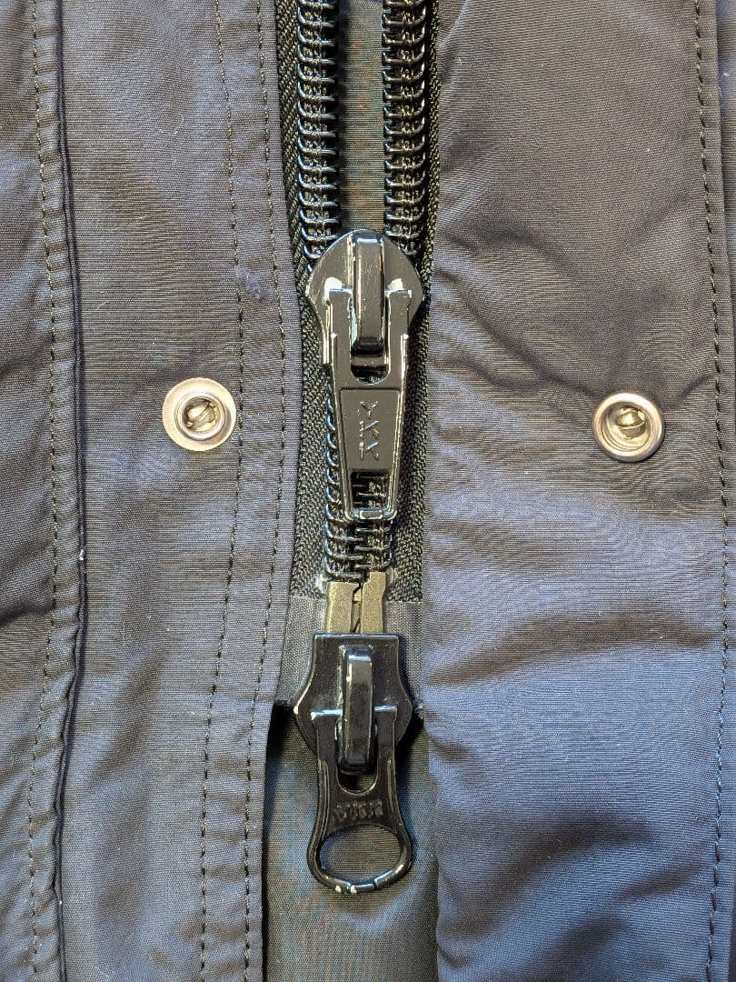 Rocky Mountain ロッキーマウンテン　ダウンジャケット