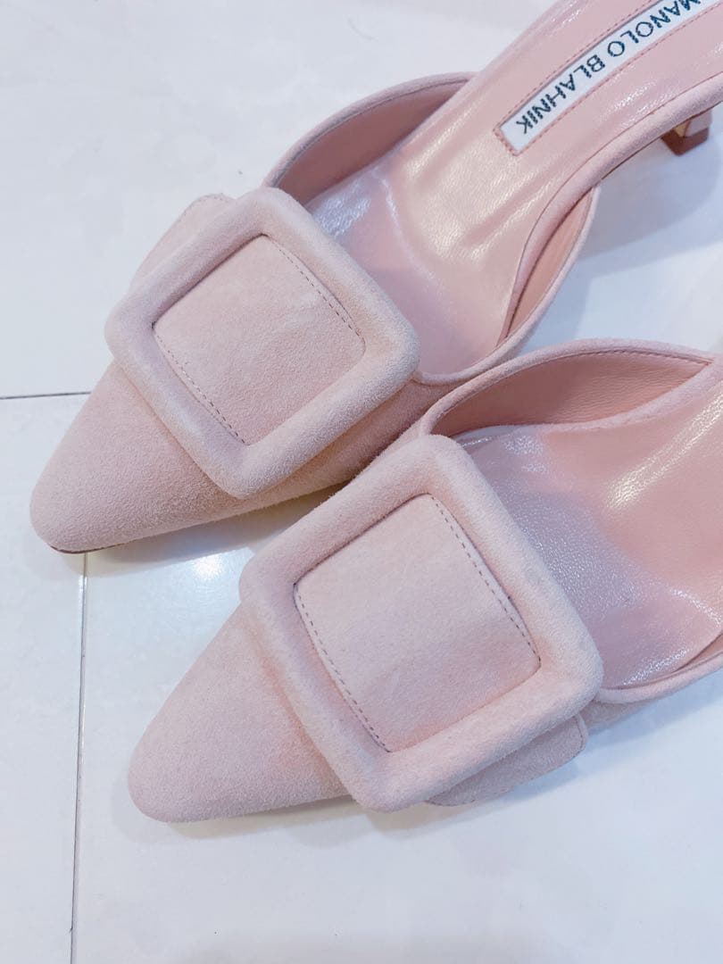 マノロブラニク ☆メイセール36未使用ペールピンク5センチヒール