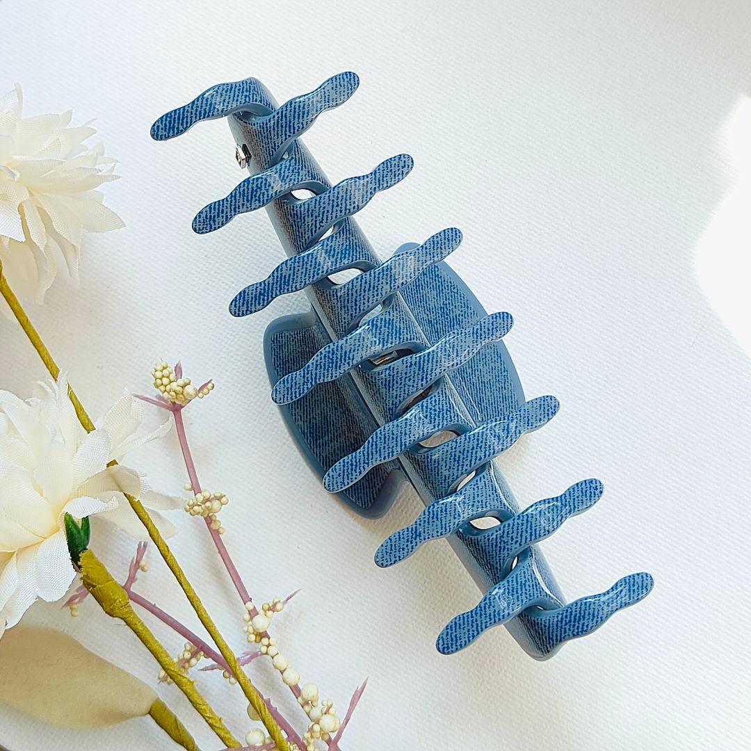 ALEXANDRE DE PARIS/アレクサンドルドゥパリ　ヘアクリップ