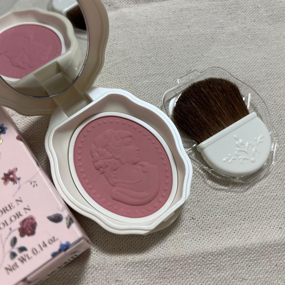 ラデュレ プレスト チークカラー N 01