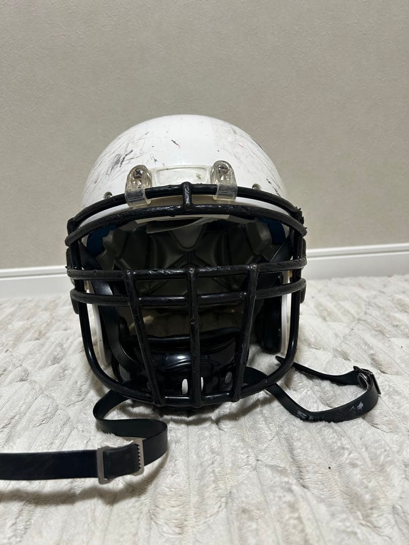 【最終値下げ】アメリカンフットボール ヘルメット ホワイト