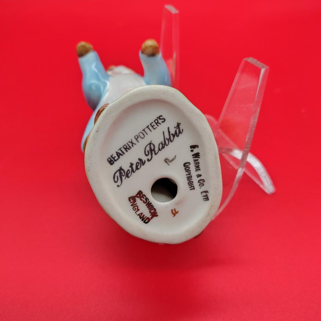BP2 ゴールドオーバル シール付★BESWICK フィギュア ピーターラビット
