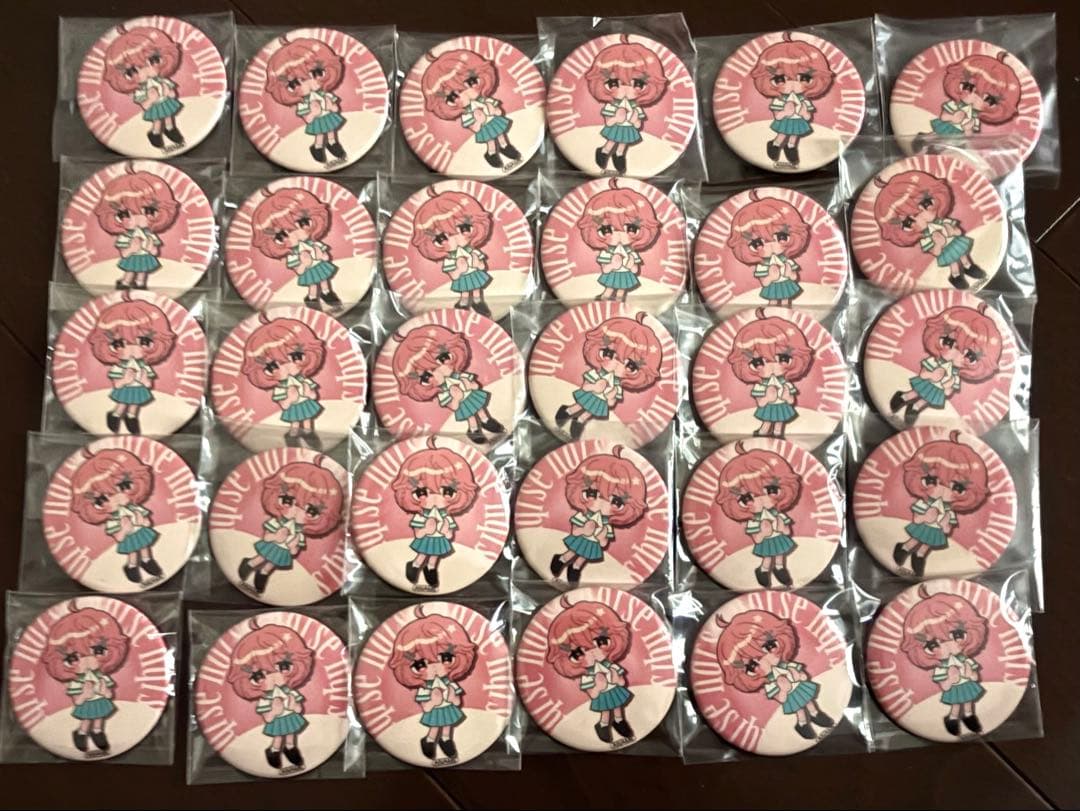 【期間限定値下げ中/即購入可能】nqrse あなめ 缶バッジ 缶バ 30個