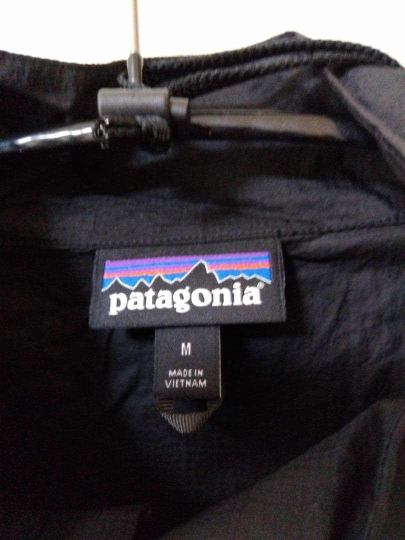 patagonia フーディニプルオーバー M