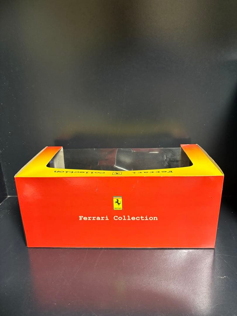 KYOSHO Ferrari 365GTB/4 1:18 スケール