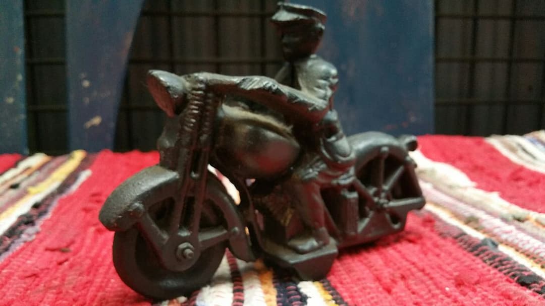 レプリカ　モーターサイクルTOY キャストアイアン