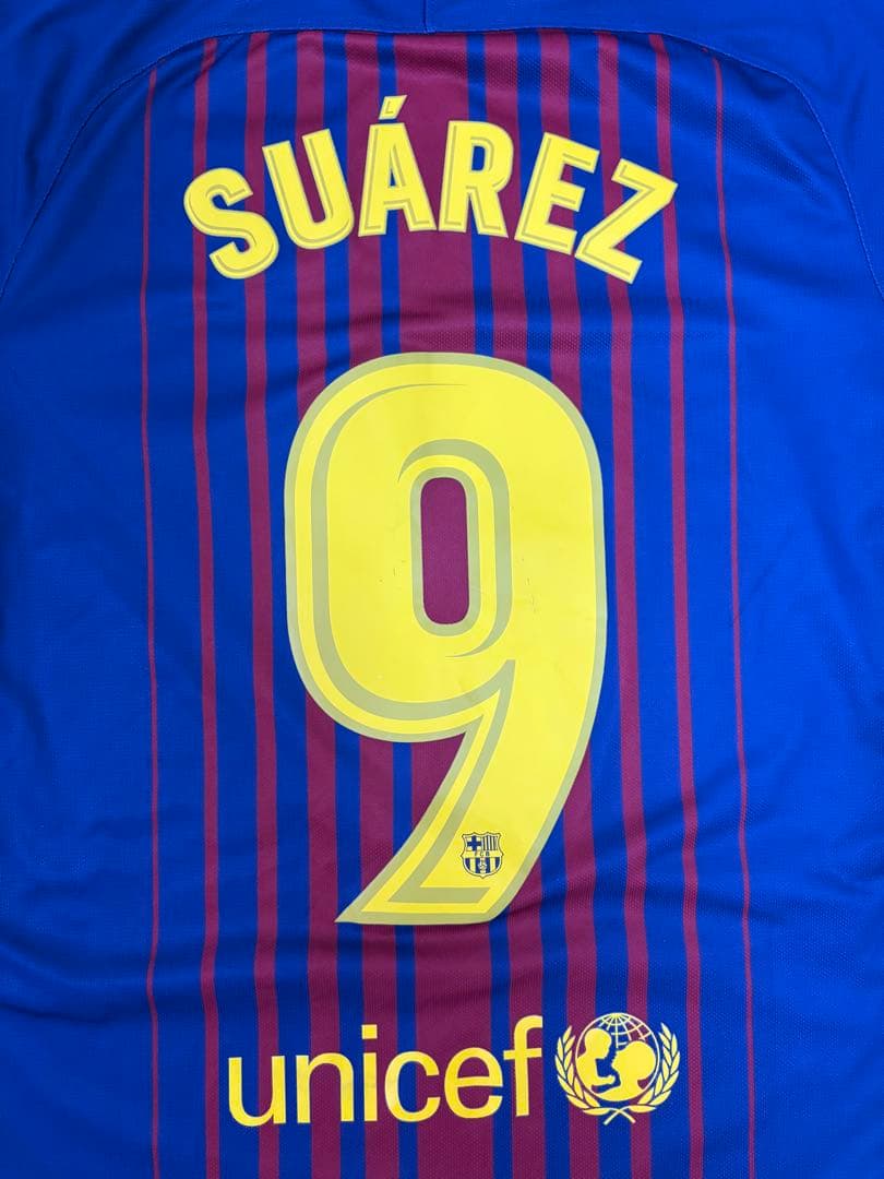スアレス　バルセロナ　オーセンティック 上下セット　Sサイズ