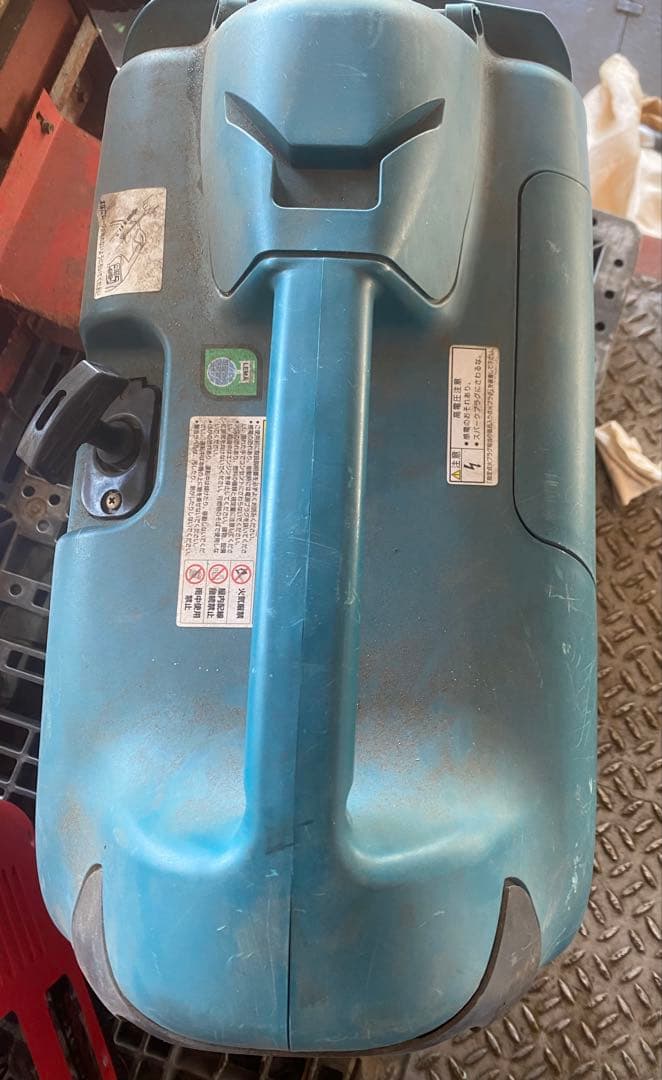Makita インバーター発電機 G140IS
